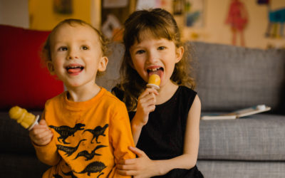 Amazingly healthy vegan ice pops (that your kids will LOVE)