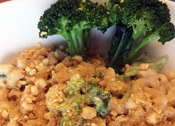 One week of dinners on the Vegan Family Meal Plan - Cheesy macaroni with broccoli