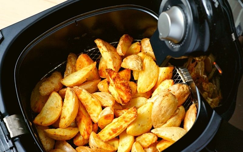 Air fryer - Kitchen appliances for plant-based cooking